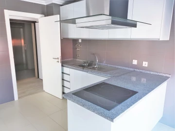 Apartamento T3 para Venda em Seixal