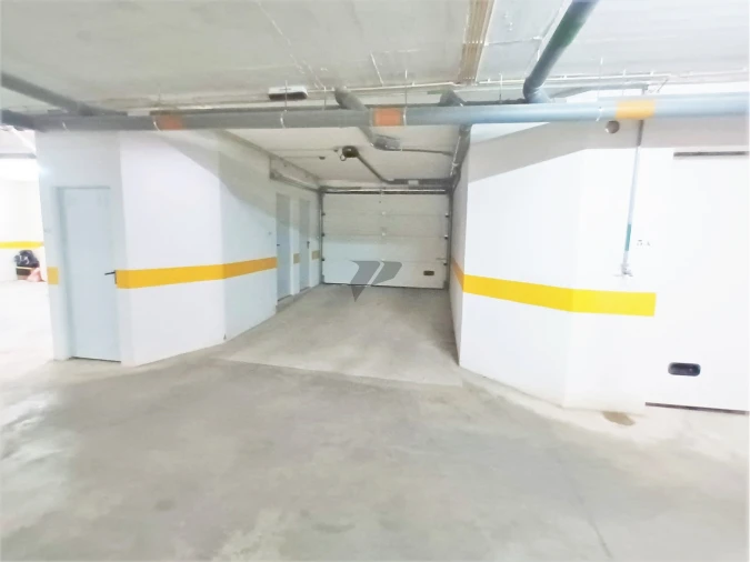 Apartamento T3 para Venda em Seixal Foto 25