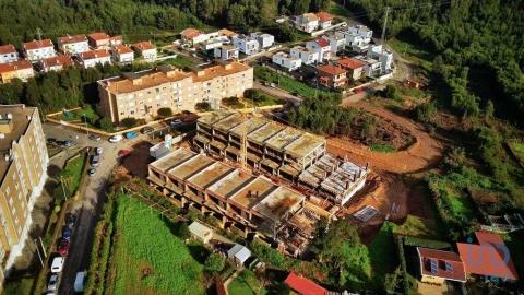Moradia T3 para Venda em Gondomar (São Cosme), Valbom e Jovim