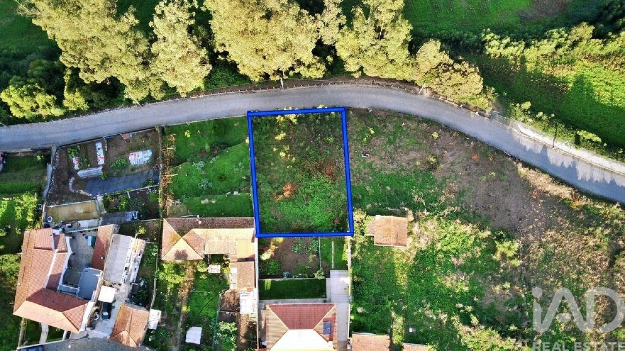 Terreno para Venda em Retorta e Tougues Foto 8