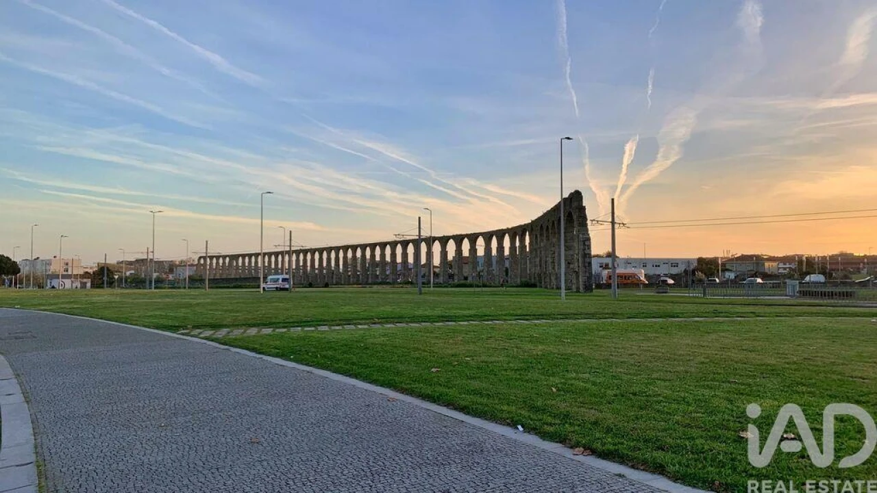 Terreno para Venda em Retorta e Tougues Foto 22