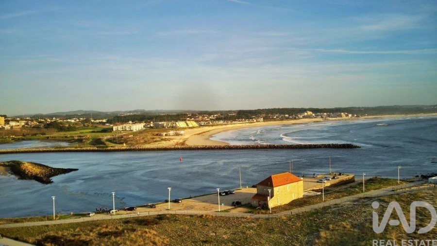 Terreno para Venda em Retorta e Tougues Foto 14