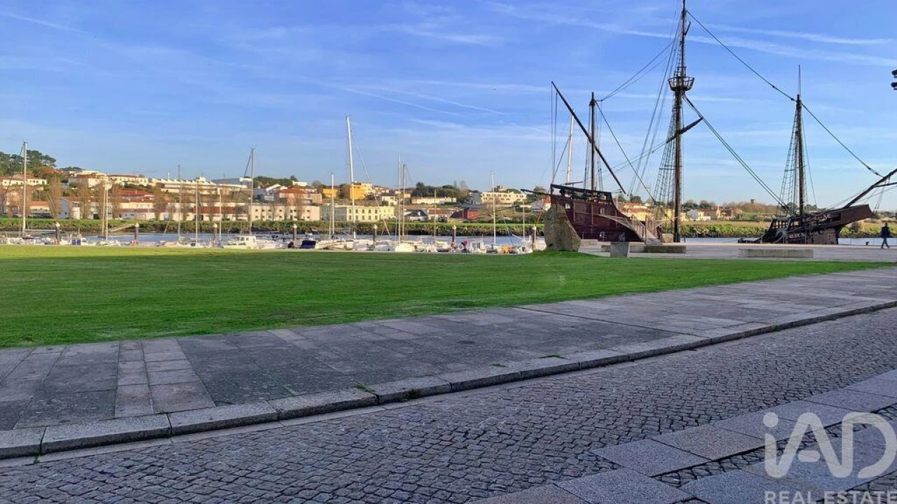 Terreno para Venda em Retorta e Tougues Foto 17