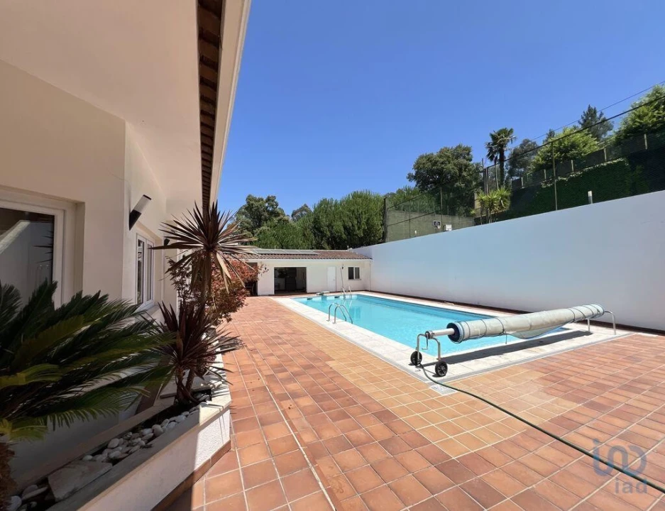 Moradia T4 para Venda em Castelões Foto 2