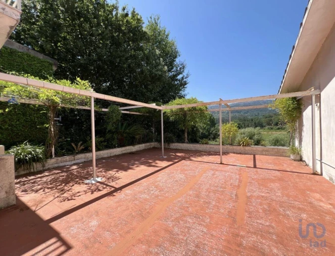 Moradia T4 para Venda em Castelões Foto 7