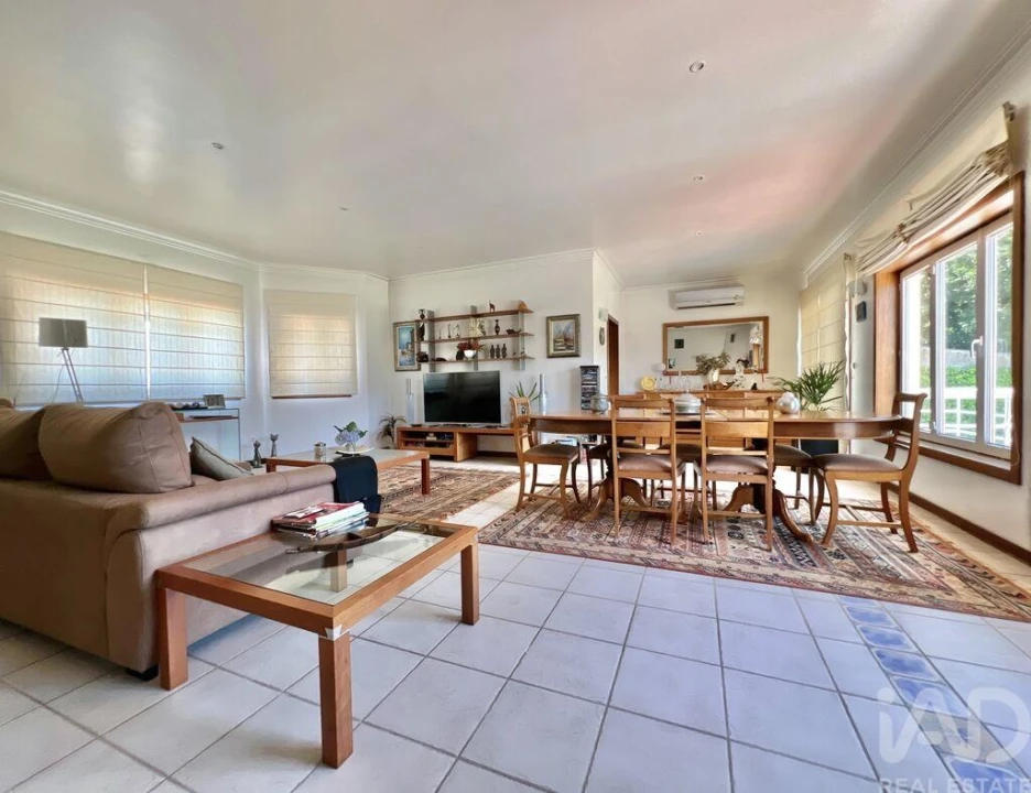 Moradia T4 para Venda em Castelões Foto 16