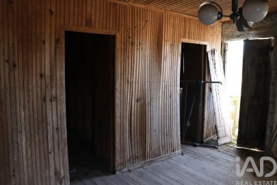Moradia T3 para Venda em Mouçós e Lamares