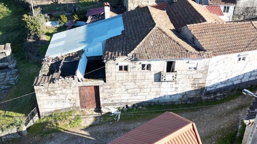 Moradia T3 para Venda em Mouçós e Lamares