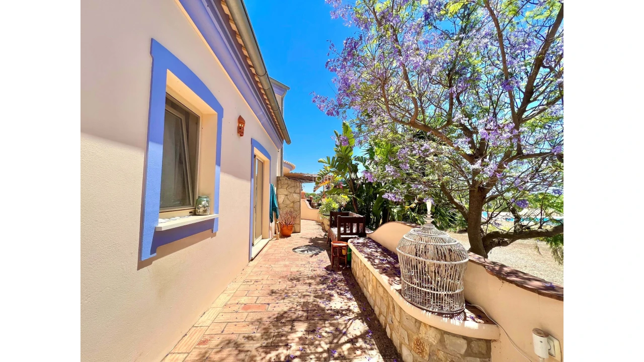 Moradia T7 para Venda em Olhão Foto 13