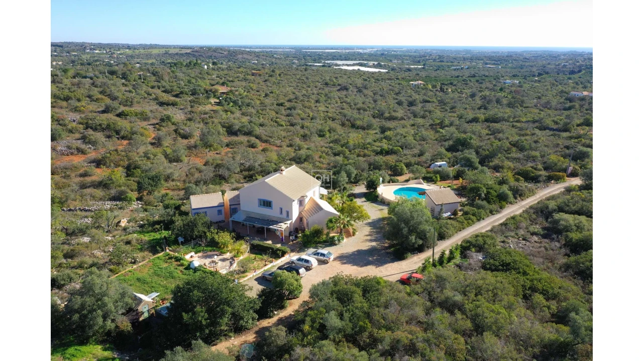 Moradia T7 para Venda em Olhão Foto 1