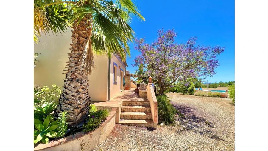 Moradia T7 para Venda em Olhão Foto 12