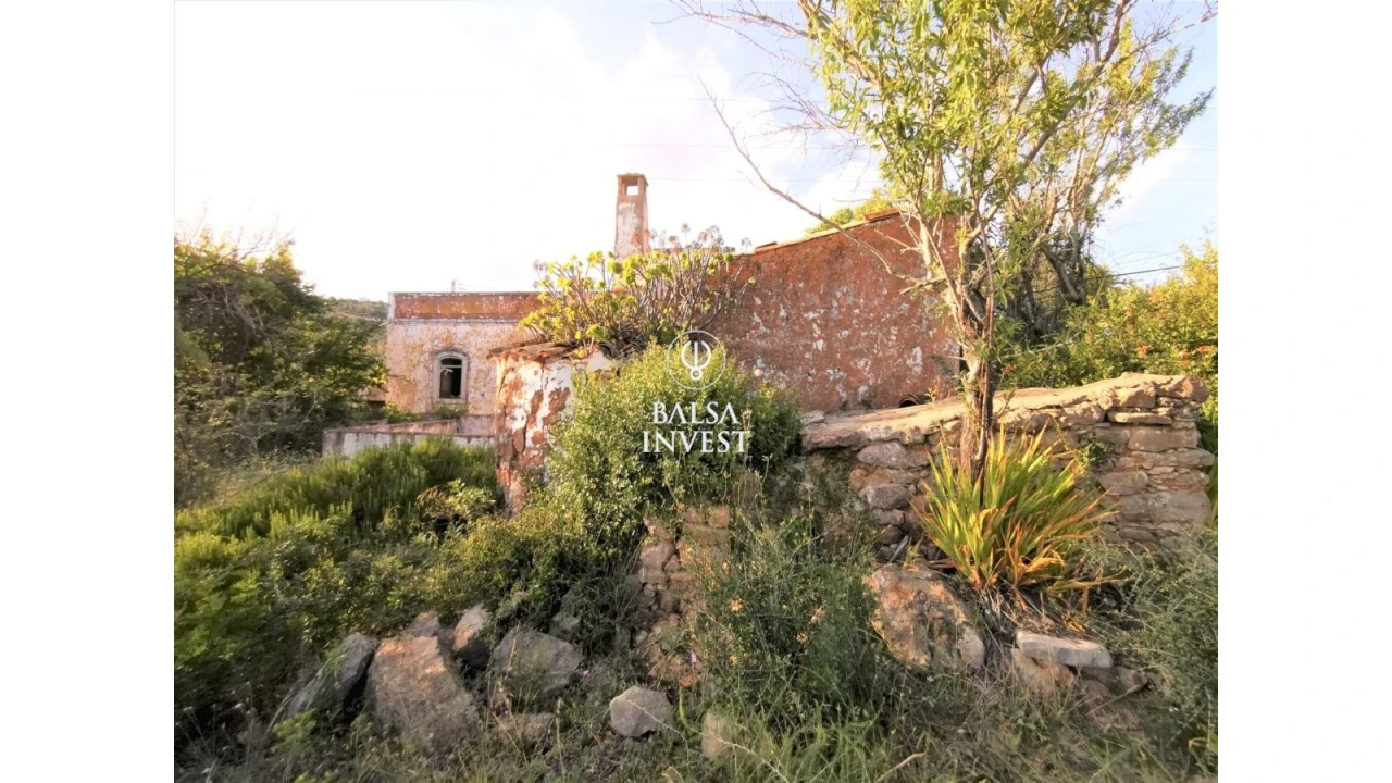 Moradia T3 para Venda em Loule (São Sebastião) Foto 13