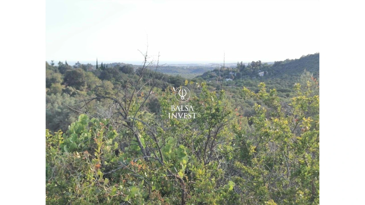 Moradia T3 para Venda em Loule (São Sebastião) Foto 17