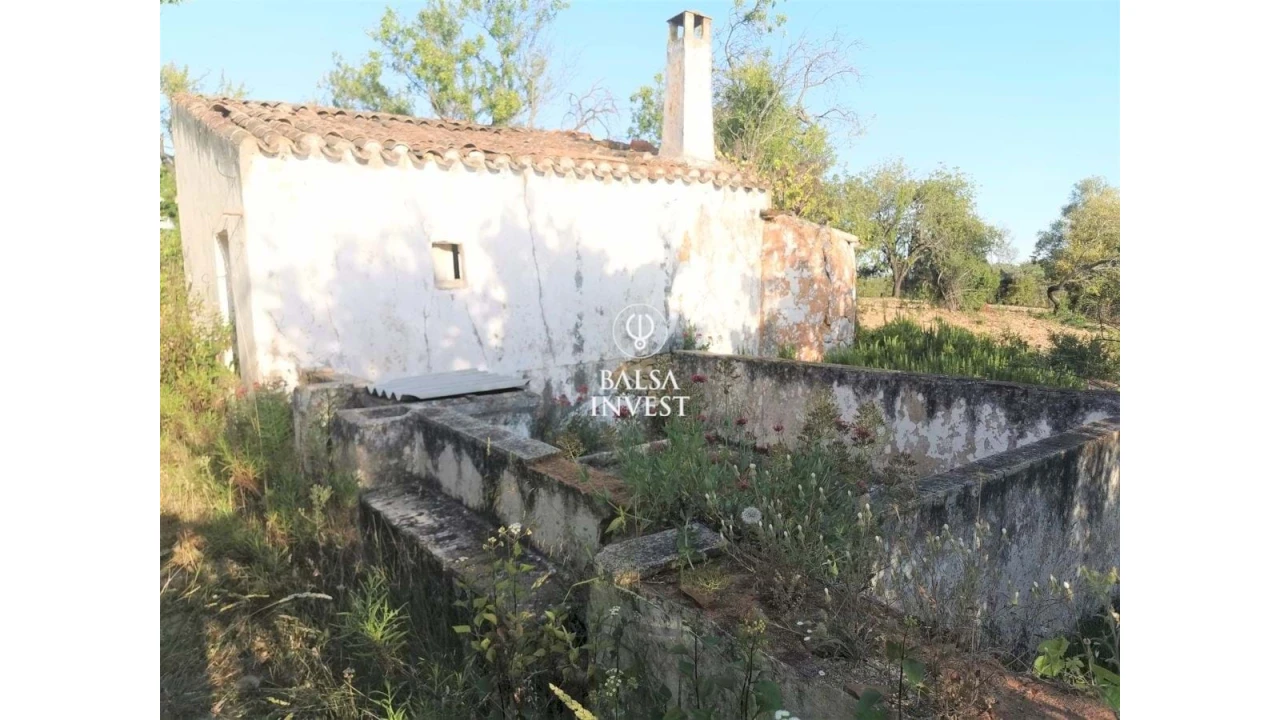 Moradia T3 para Venda em Loule (São Sebastião) Foto 4