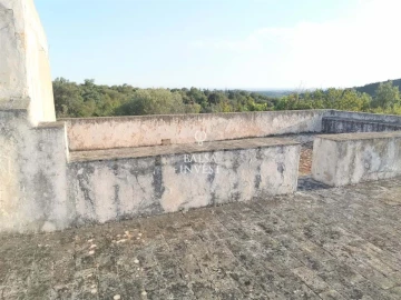 Moradia T3 para Venda em Loule (São Sebastião)