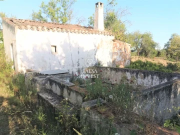 Moradia T3 para Venda em Loule (São Sebastião)