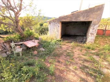 Moradia T3 para Venda em Loule (São Sebastião)