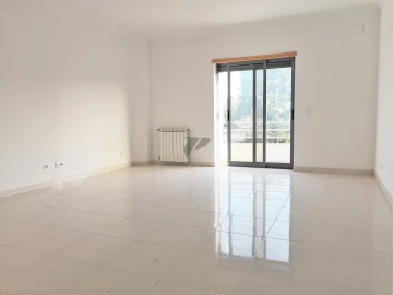 Apartamento T2 para Venda em Laranjeiro e Feijó