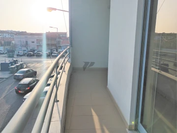 Apartamento T2 para Venda em Laranjeiro e Feijó