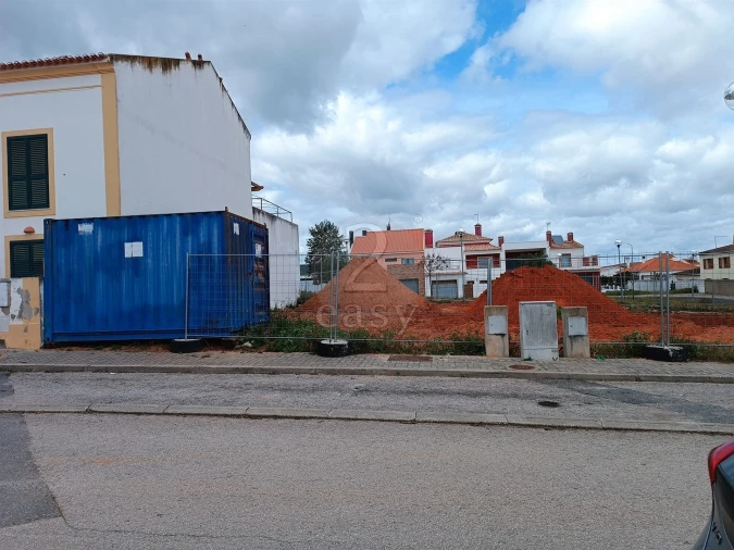 Terreno para Venda em Alvalade Foto 3