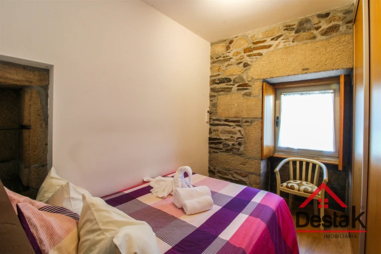 Moradia T4 para Venda em Carvalhais e Candal Foto 7