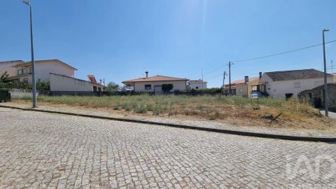 Terreno para Venda em Casas do Soeiro