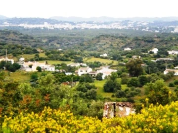Terreno para Venda em Faro (Sé e São Pedro)