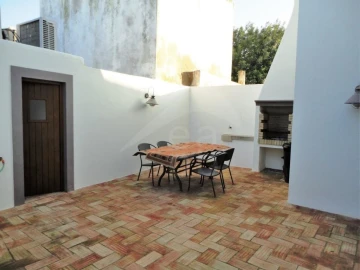Negócio para Venda em Faro (Sé e São Pedro)