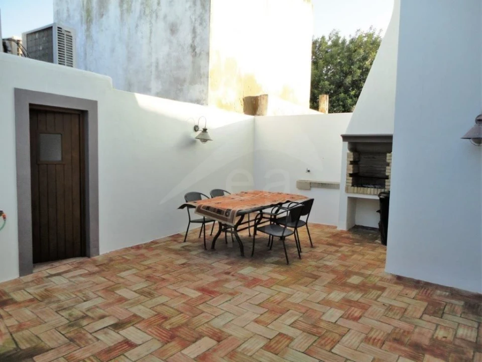 Negócio para Venda em Faro (Sé e São Pedro) Foto 1
