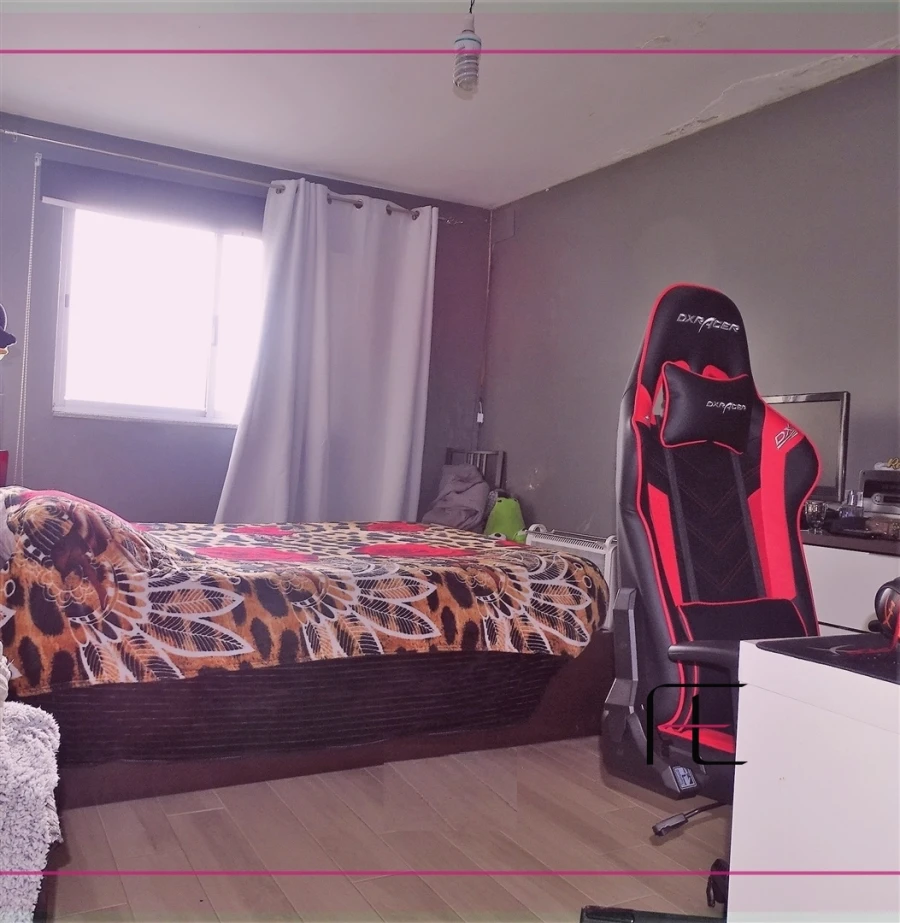 Moradia T3 para Venda em Campanhã Foto 6