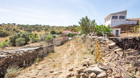 Terreno para Venda em Alcoutim e Pereiro