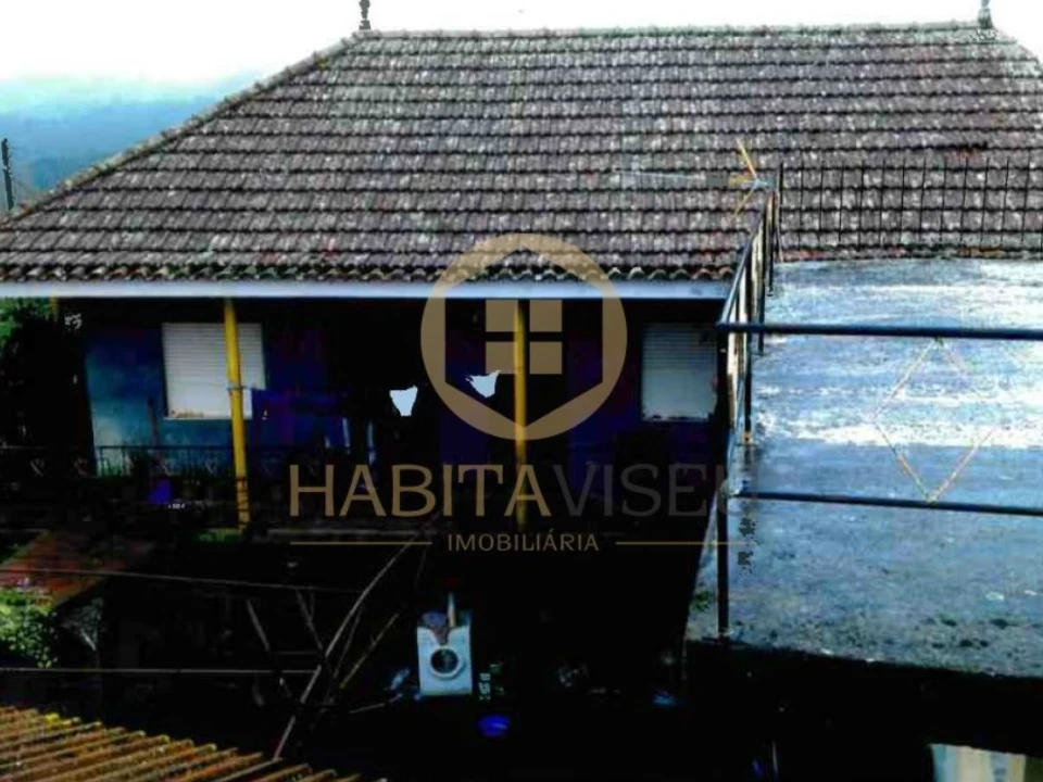 Moradia T0 para Venda em Queirã Foto 1