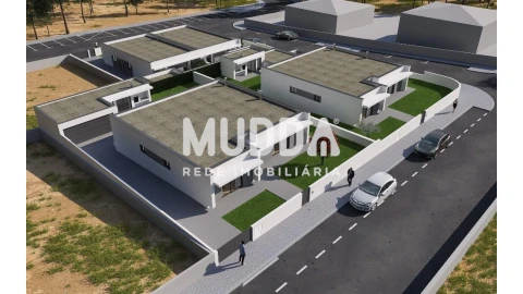 Moradia T3 para Venda em Santa Maria da Feira, Travanca, Sanfins e Espargo