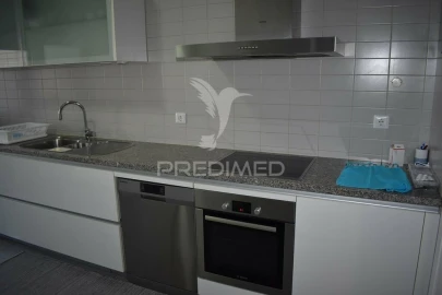 Apartamento T4 para Venda em Mafamude e Vilar do Paraíso