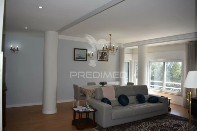 Apartamento T4 para Venda em Mafamude e Vilar do Paraíso