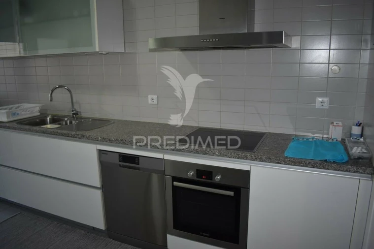 Apartamento T4 para Venda em Mafamude e Vilar do Paraíso Foto 13