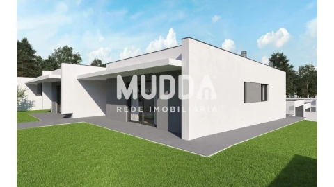 Moradia T3 para Venda em Santa Maria da Feira, Travanca, Sanfins e Espargo