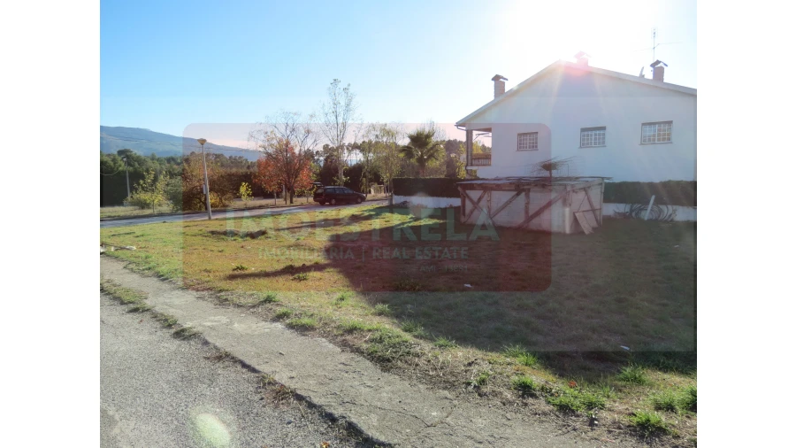 Terreno para Venda em Santa Comba Foto 1