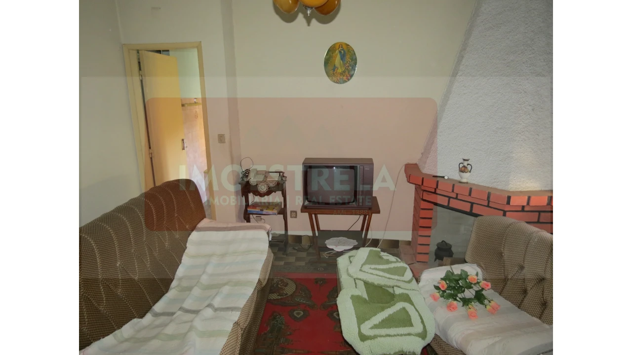 Moradia T3 para Venda em Tourais e Lajes Foto 1