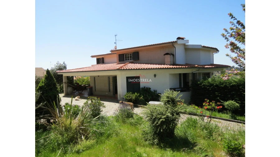 Moradia T6 para Venda em Seia, São Romão e Lapa dos Dinheiros Foto 20