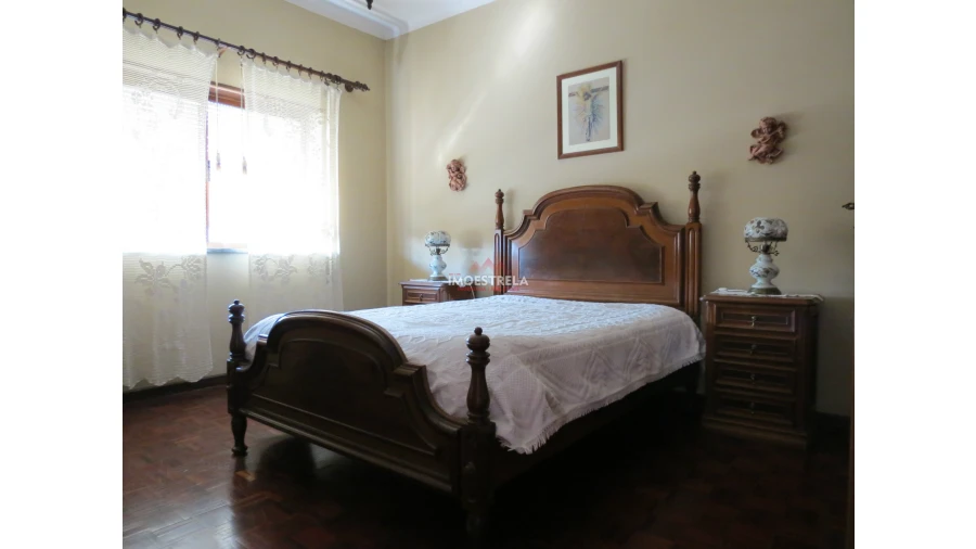 Moradia T5 para Venda em Santa Comba Foto 5