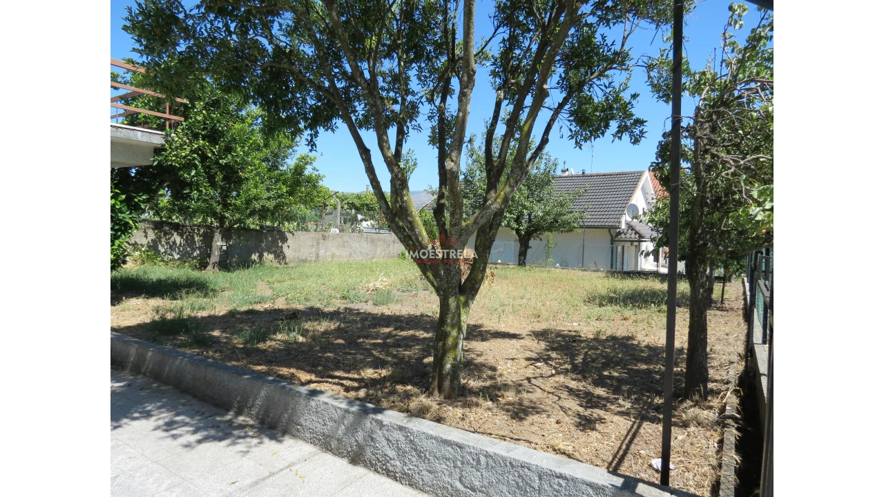 Moradia T5 para Venda em Santa Comba Foto 18