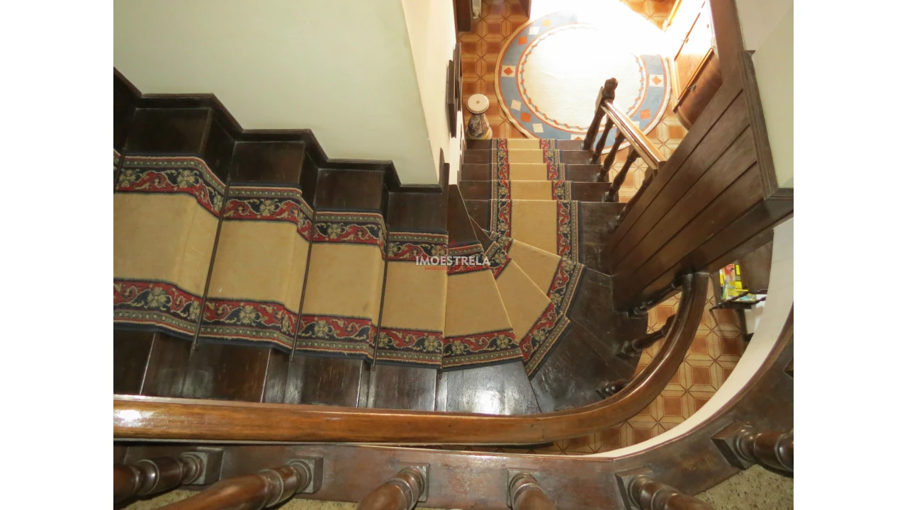 Moradia T5 para Venda em Santa Comba Foto 6