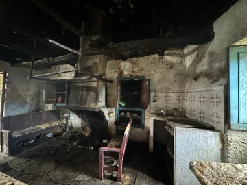 Moradia T3 para Venda em Castro Laboreiro e Lamas de Mouro