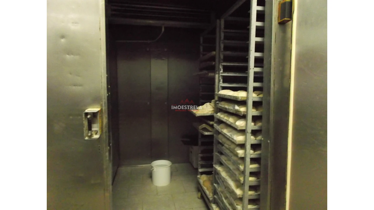 Negócio para Trespasse em Seia, São Romão e Lapa dos Dinheiros Foto 7