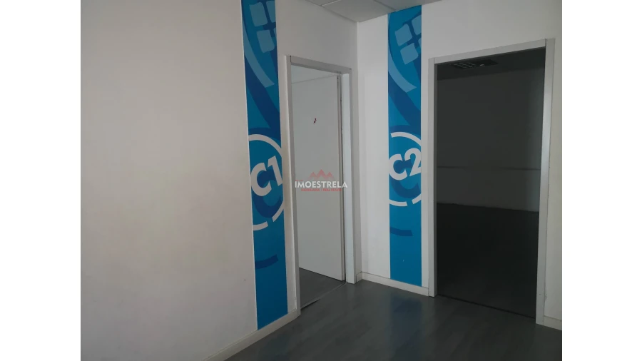 Loja para Venda em Seia, São Romão e Lapa dos Dinheiros Foto 9