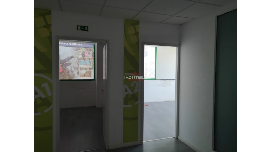 Loja para Venda em Seia, São Romão e Lapa dos Dinheiros Foto 10