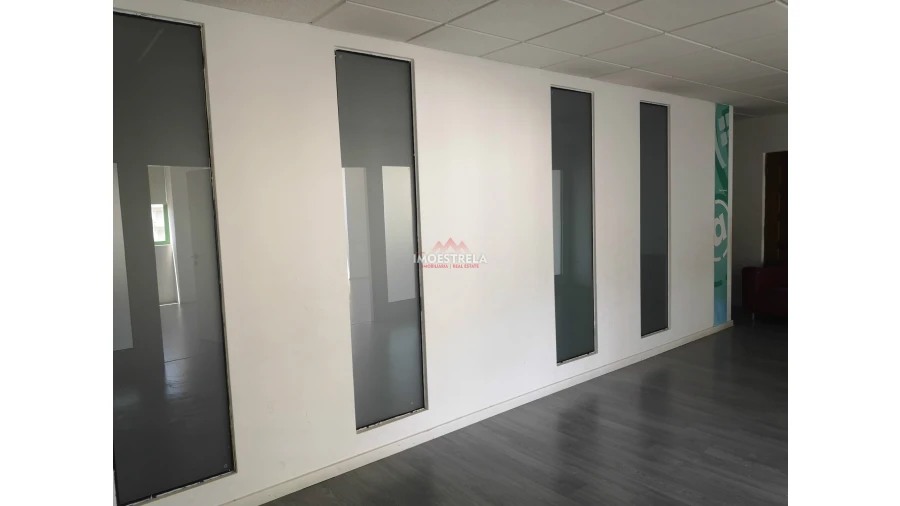 Loja para Venda em Seia, São Romão e Lapa dos Dinheiros Foto 3