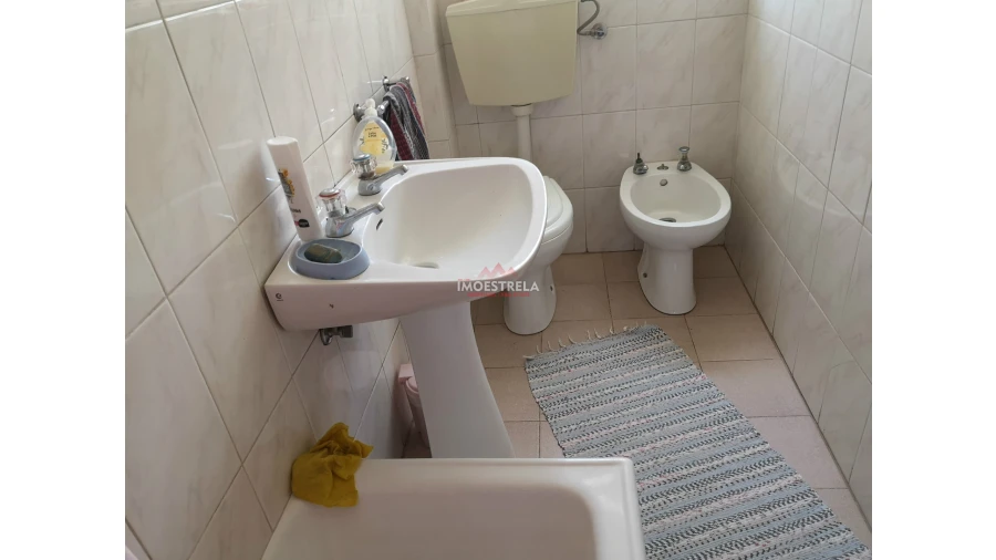 Apartamento T2 para Venda em Santa Comba Foto 2