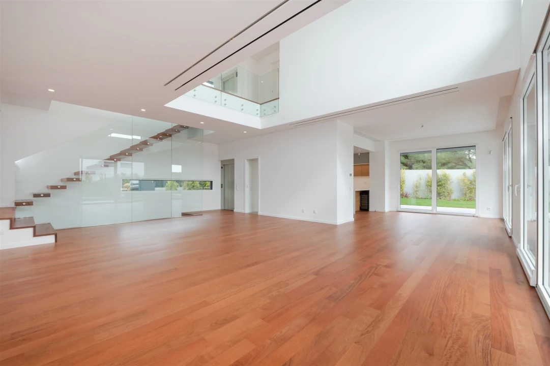 Moradia T5 para Venda em Alcabideche Foto 3